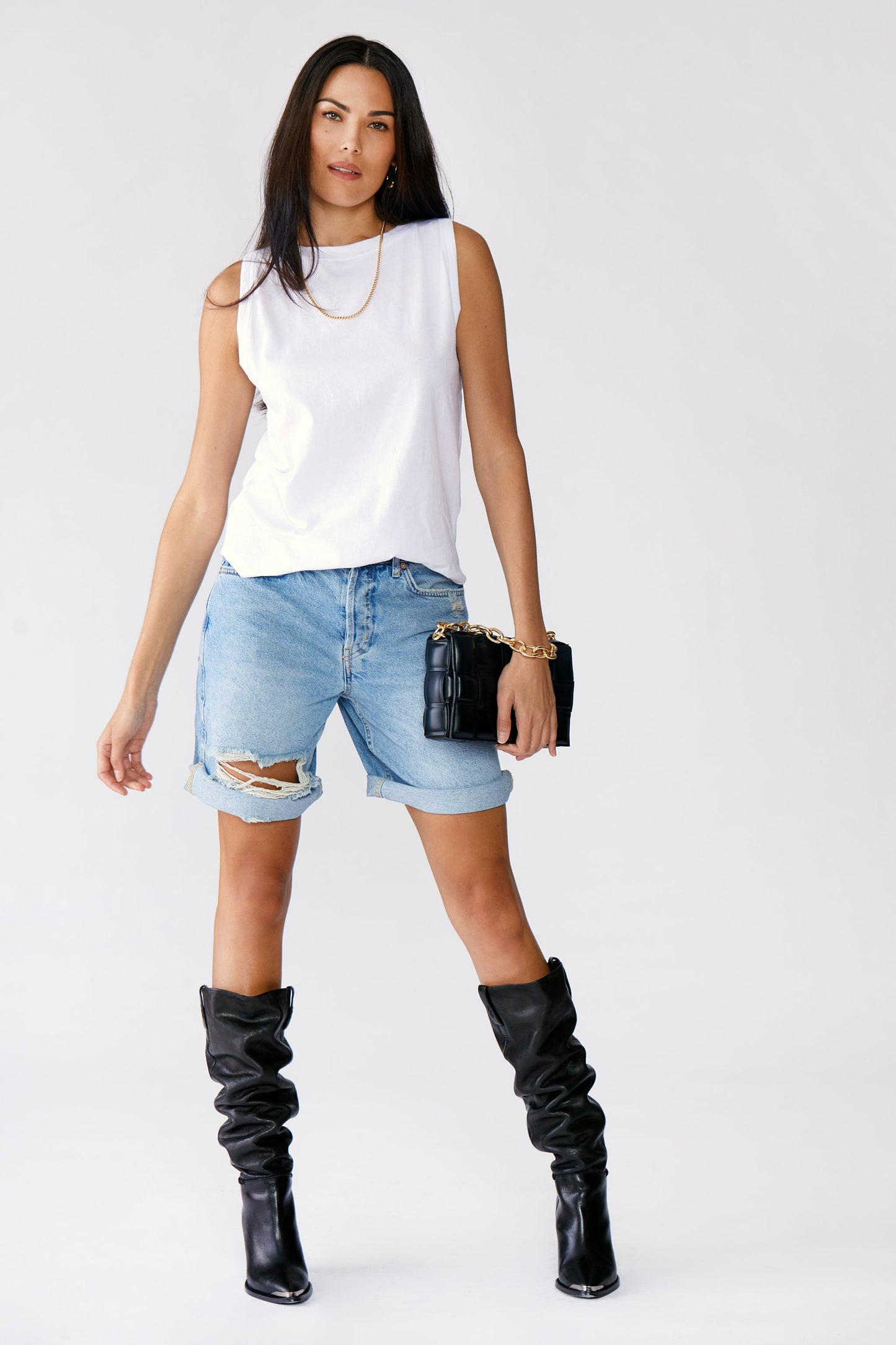 Nina Muscle Tee 🤎